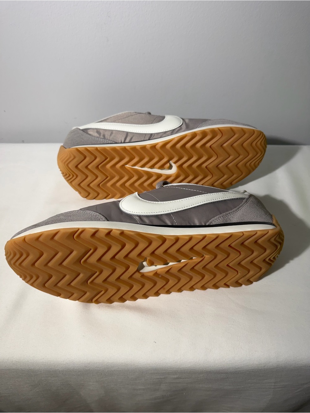 Nike Pacific College Grey Sail Black Men Casual Lifestyle Shoes HQ2052-003 View 4